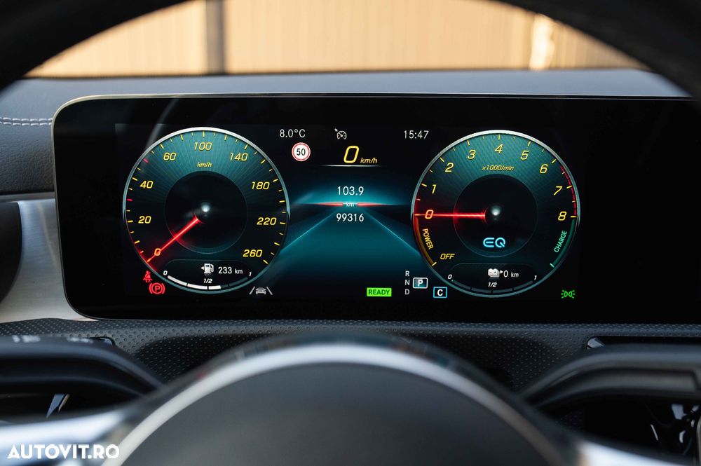 Mercedes-Benz CLA 250 e 8G-DCT AMG Line - 12