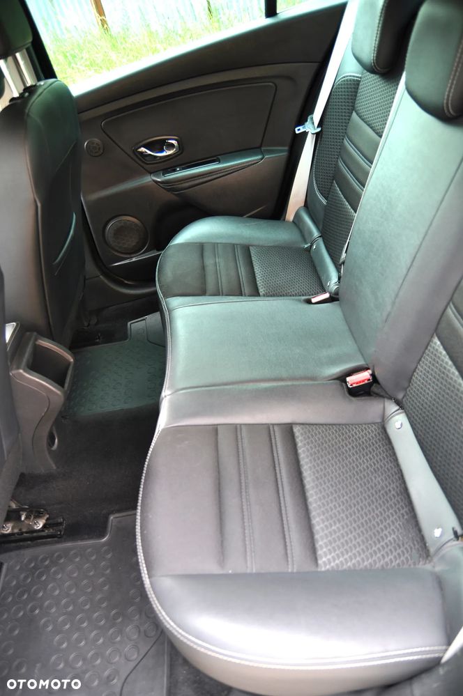 Renault Megane 1.6 dCi Bose - 18