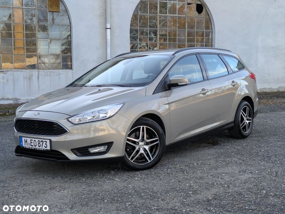 Ford Focus Turnier 1.5 EcoBoost Start-Stopp-System Business Edition - 17