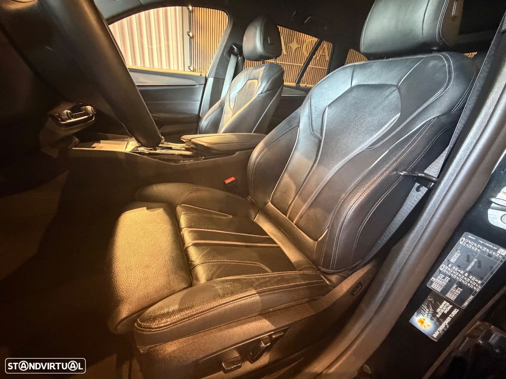 BMW 520 d Pack Desportivo M Auto - 21