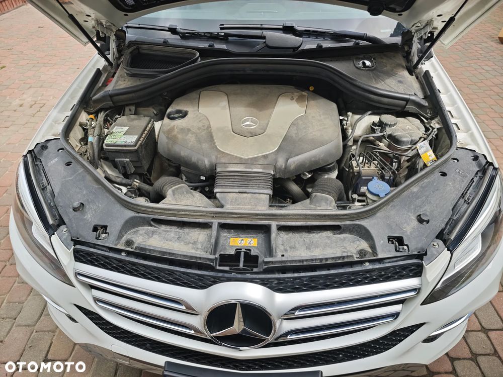Mercedes-Benz GLE - 18