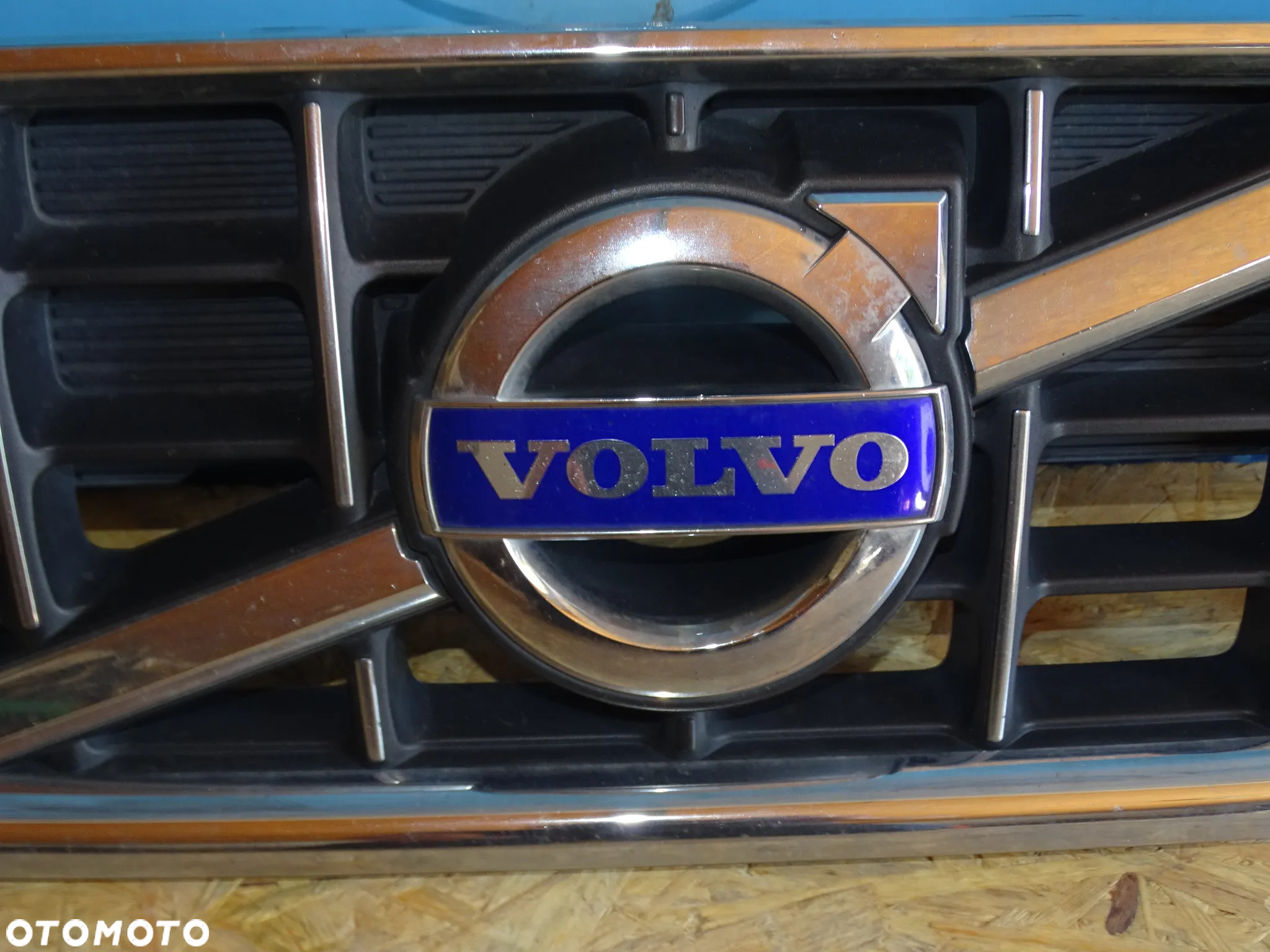 GRILL ATRAPA VOLVO V70 III ORYGINAŁ 31294826 - 2