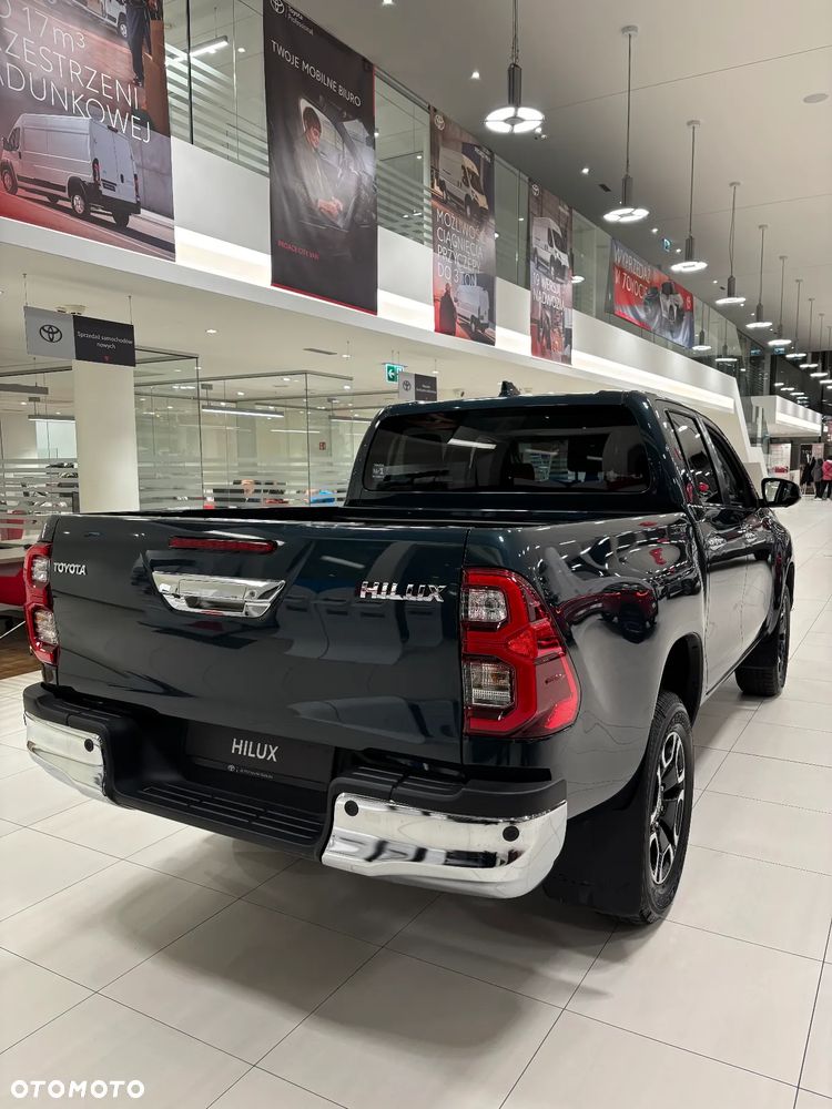 Toyota Hilux - 5