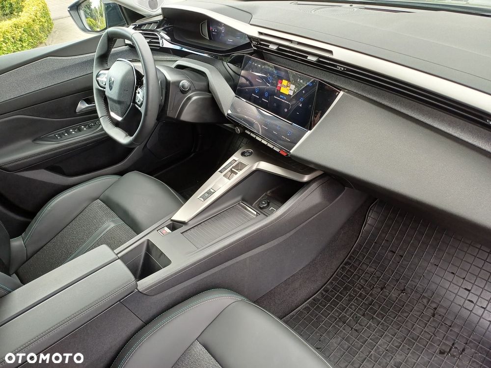 Peugeot 408 1.2 PureTech mHEV Allure S&S e-DSC6 - 9