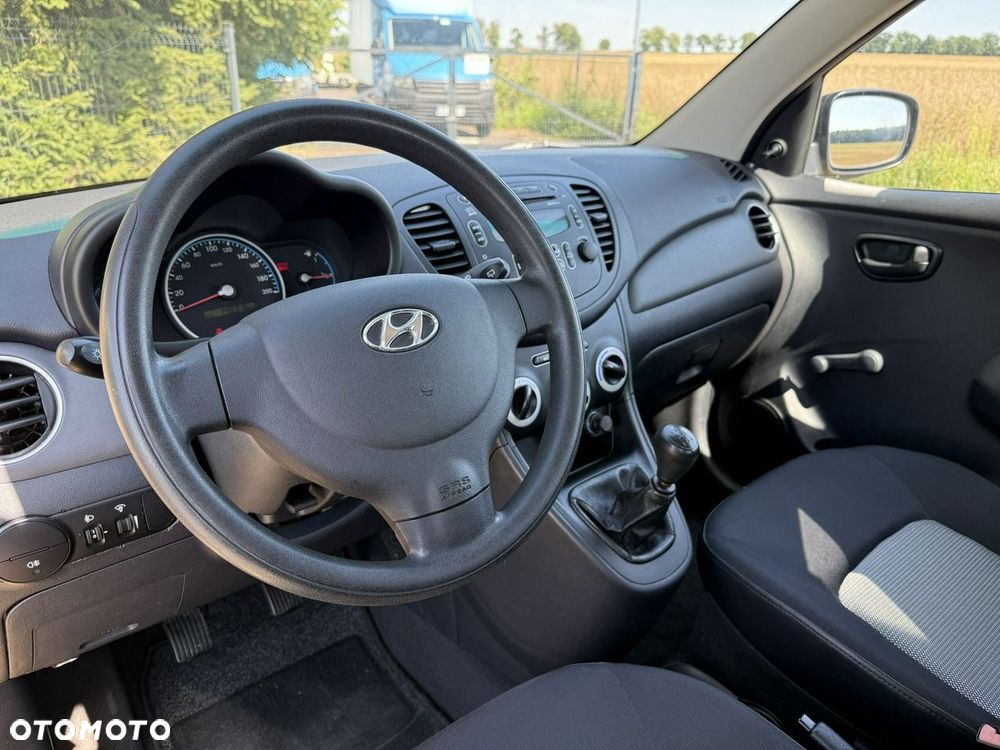 Hyundai i10 - 25
