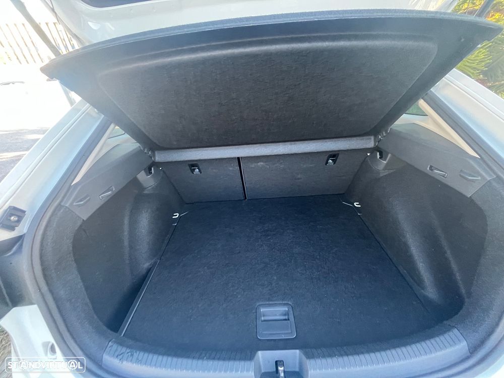 VW Taigo 1.0 TSI Urban - 27