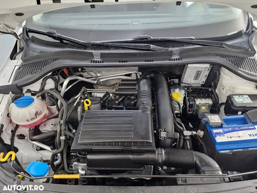 Skoda RAPID 1.2 TSI Ambition - 17