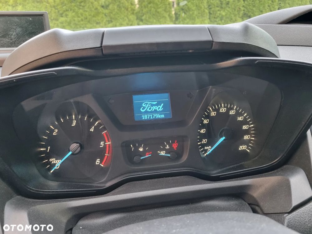 Ford TRANSIT CUSTOM - 10