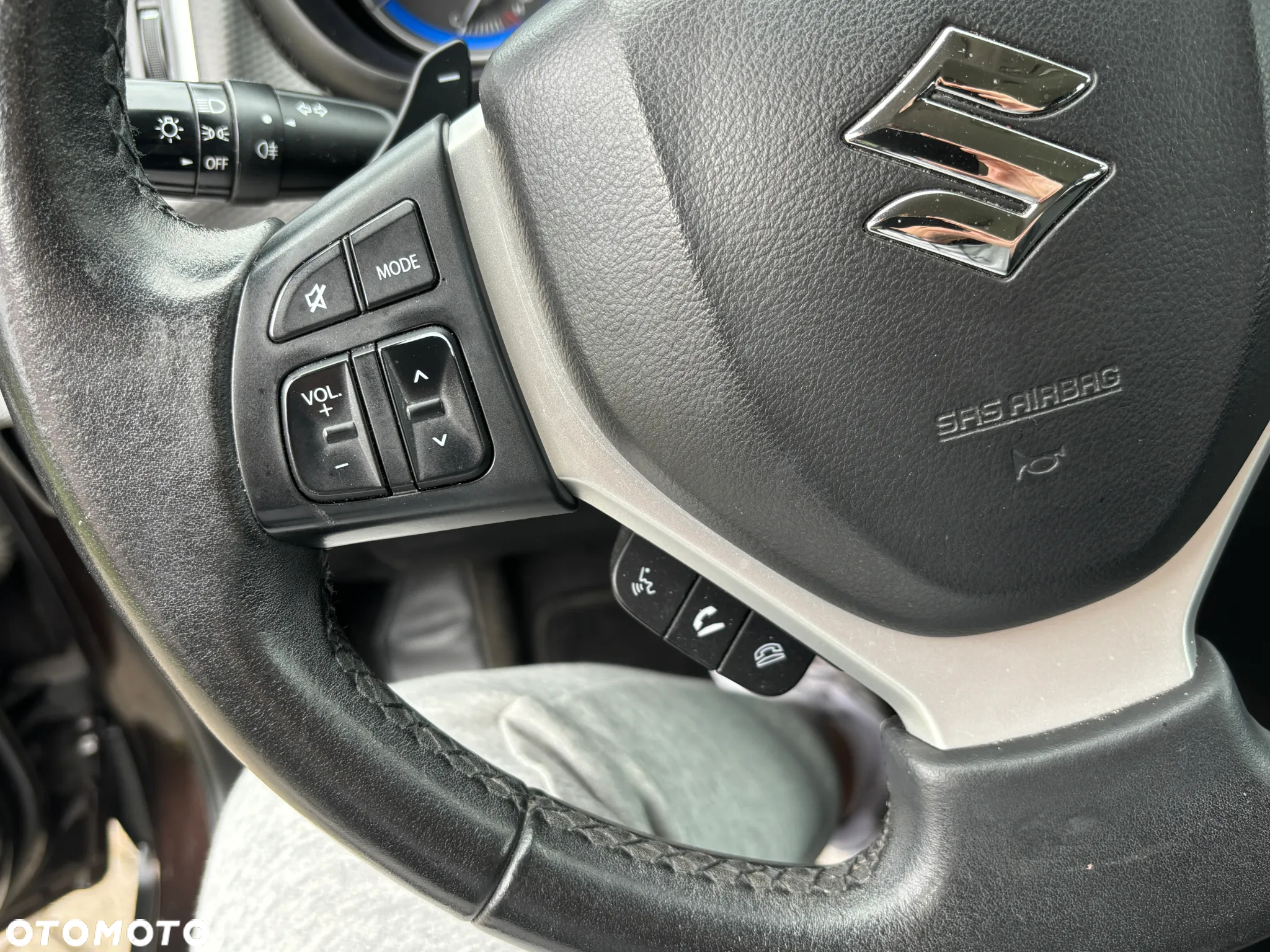 Suzuki SX4 S-Cross 1.6 Elegance 4WD CVT - 24