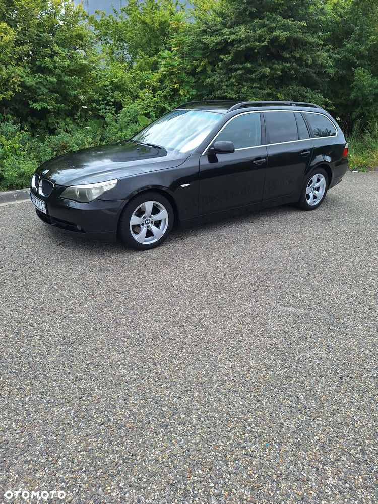 BMW Seria 5 525d - 2