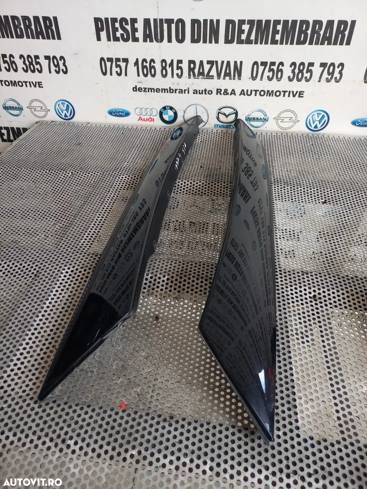 Ornament Lateral Parbriz Skoda Fabia 2 ll  An 2007-2008-2009-2010-2011-2012-2013-2014 - Dezmembrari - 2