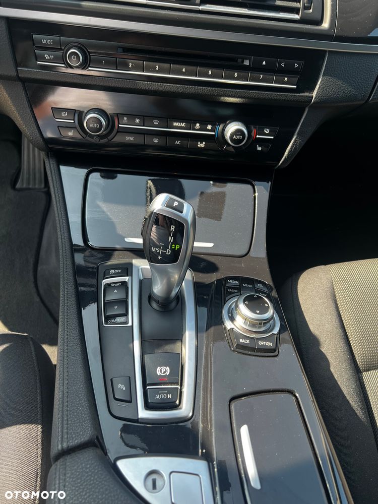 BMW Seria 5 520d - 11
