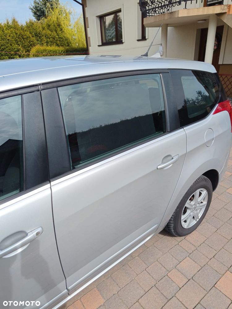 Peugeot 5008 1.6 HDi Active 7os - 2