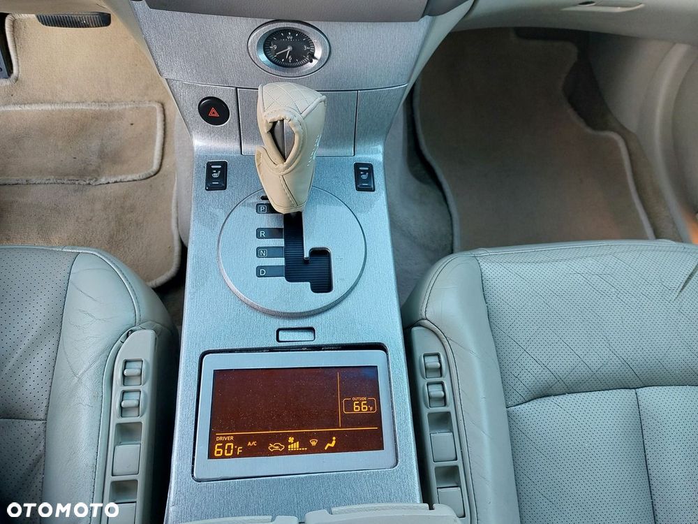 Infiniti FX - 21