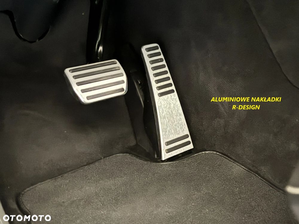 Volvo XC 60 B4 D AWD Plus Dark - 14