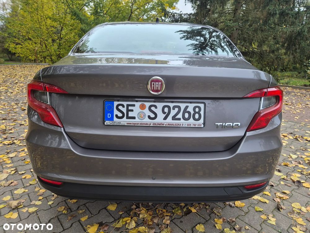 Fiat Tipo - 12