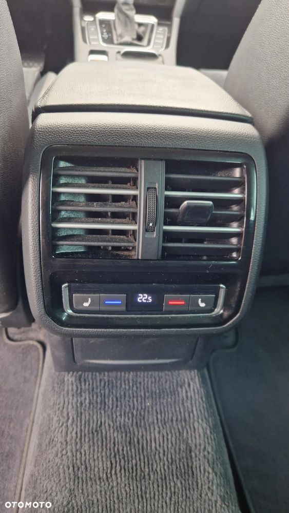 Volkswagen Passat 2.0 TDI (BlueMotion Technology) DSG Trendline - 17