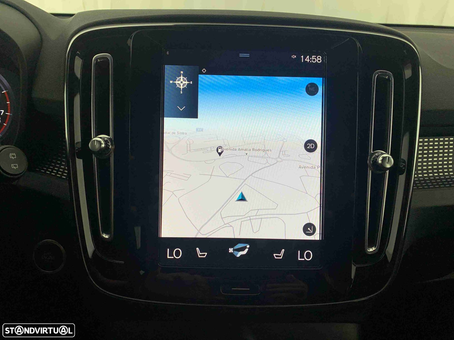 Volvo XC 40 1.5 T2 Plus Dark Auto - 8