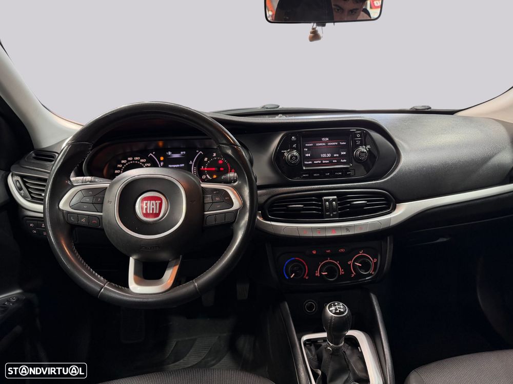 Fiat Tipo Station Wagon 1.3 M-Jet Lounge - 17