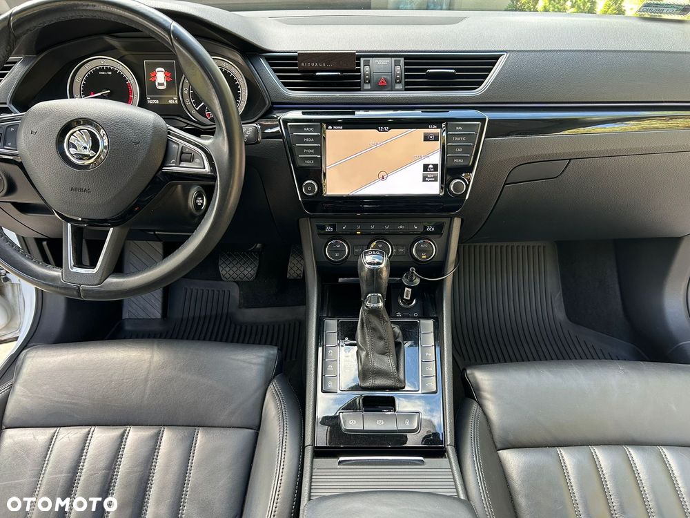 Skoda Superb 2.0 TSI 4x4 L&K DSG - 8