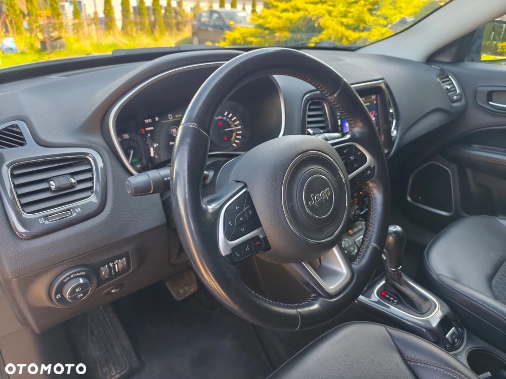 Jeep Compass 1.3 T4 PHEV 4xe Longitude S&S - 9