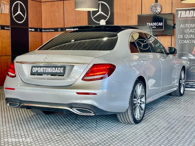 Mercedes-Benz E 220 d AMG Line - 3