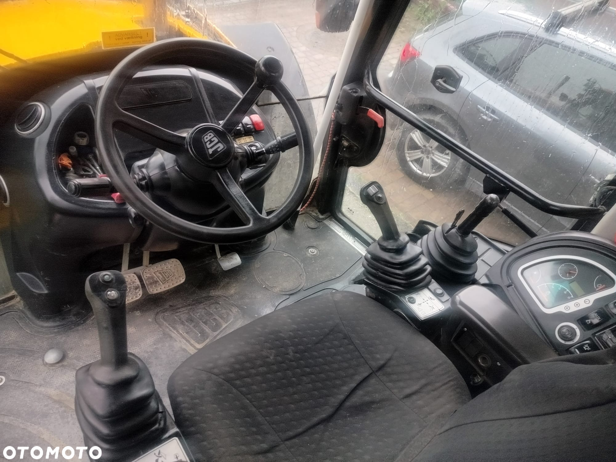 JCB 4CX - 5