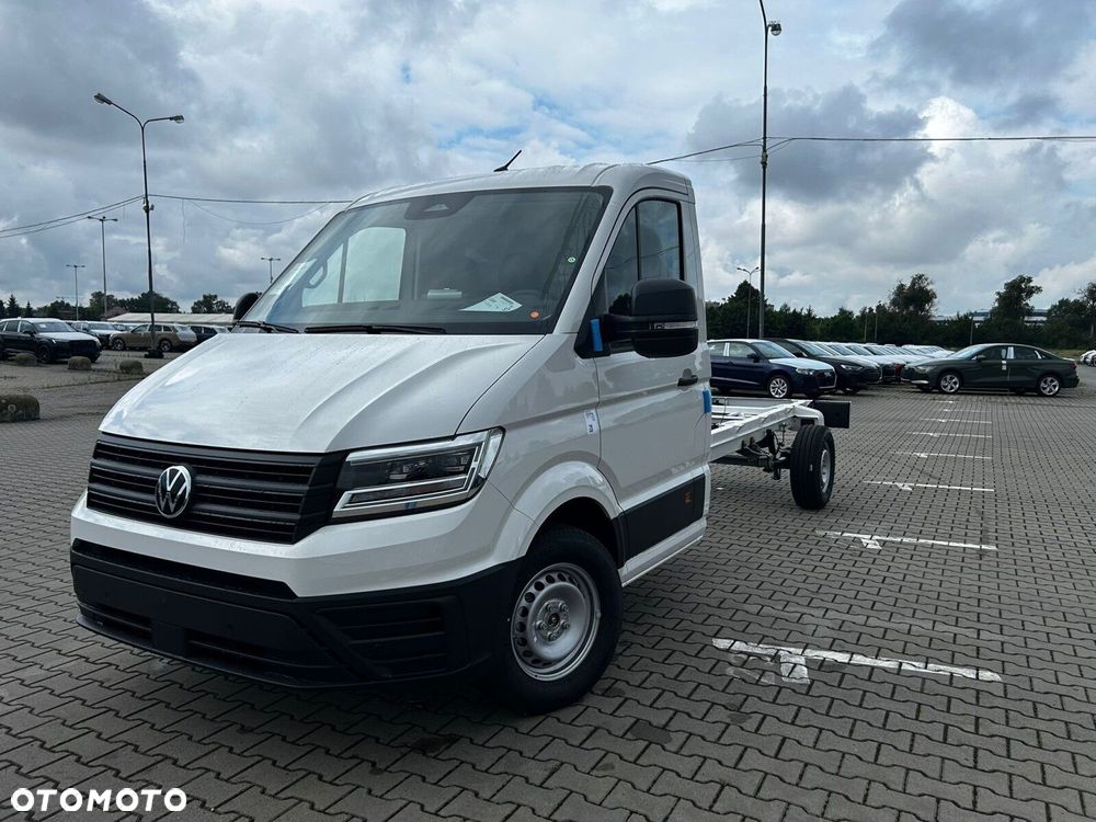 Volkswagen Crafter Podwozie z pojedynczą kabiną silnik: 2,0 l EURO VI SCR 163 KM / skrzynia biegów: Przedni napęd automatyczna 8-biegowa rozstaw osi: 4490 mm - 1