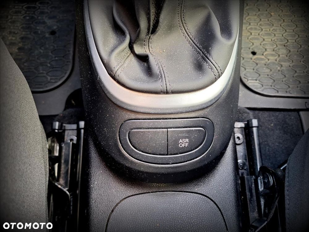 Fiat 500L 1.4 16V Lounge - 21