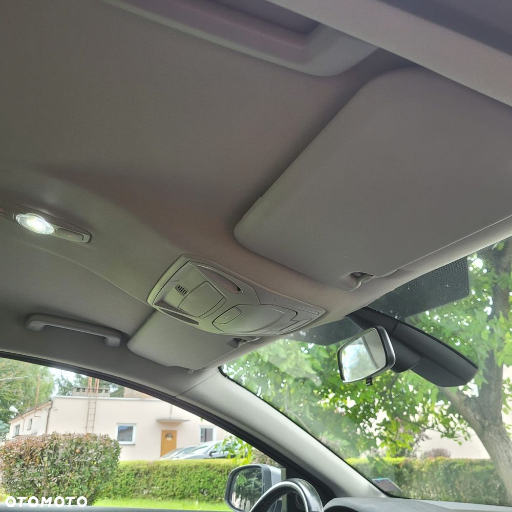 Ford Mondeo - 21