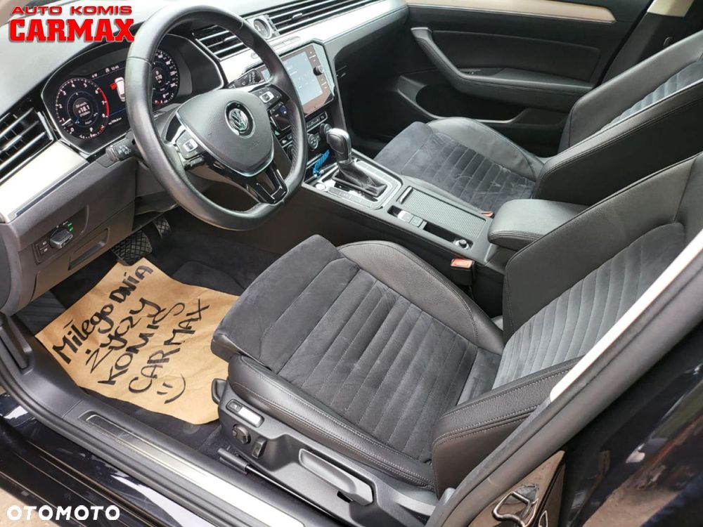 Volkswagen Passat - 31