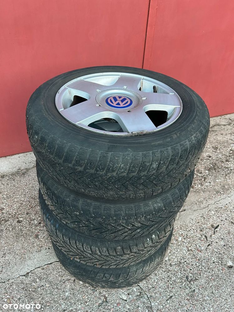 Volkswagen New Beetle - 17