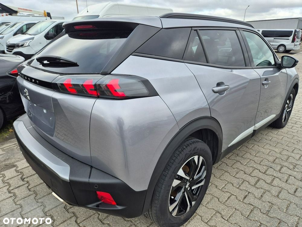 Peugeot 2008 2023 photo 3