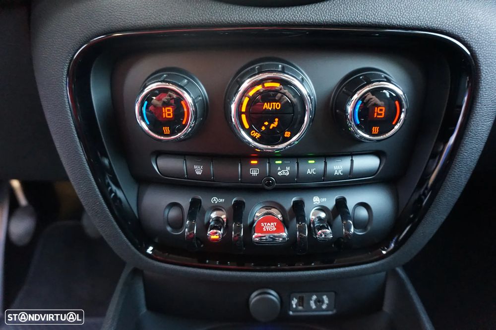 MINI Clubman Cooper D - 29