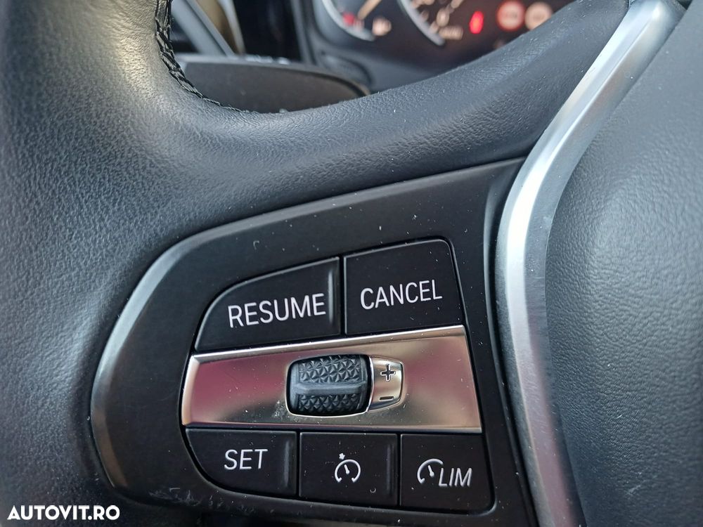 BMW Seria 3 320d xDrive AT Sport Line - 14