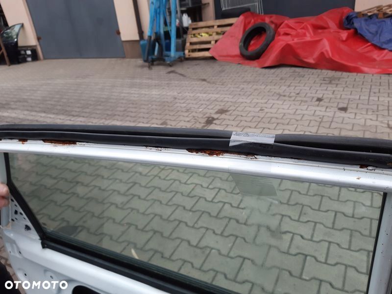 HYUNDAI TUCSON III 3 DRZWI LEWY TYŁ TYLNE LEWE PYW - 7