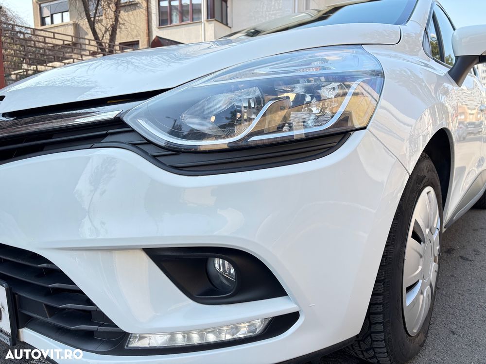 Renault Clio 1.5 dCi Authentique - 11