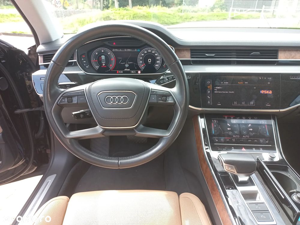 Audi A8 - 11