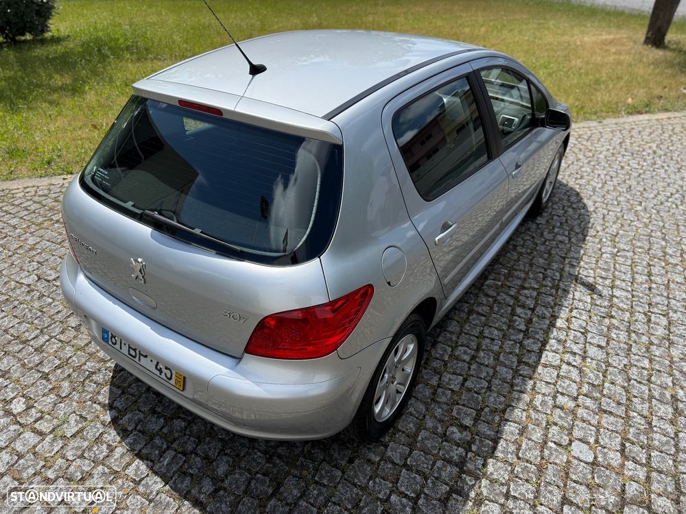 Peugeot 307 1.4 16V XT Premium - 4