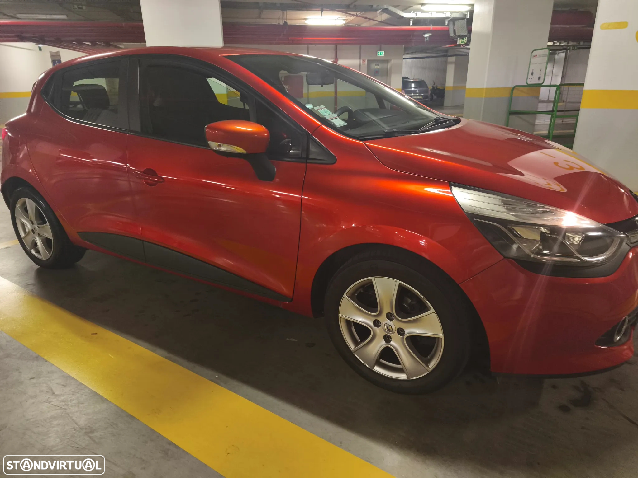Renault Clio 1.5 dCi Dynamique S - 17