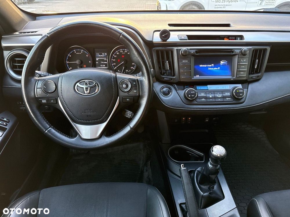Toyota RAV4 2.0 D-4D Prestige 4x2 - 14