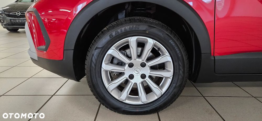 Opel Crossland 1.2 T Business - 14