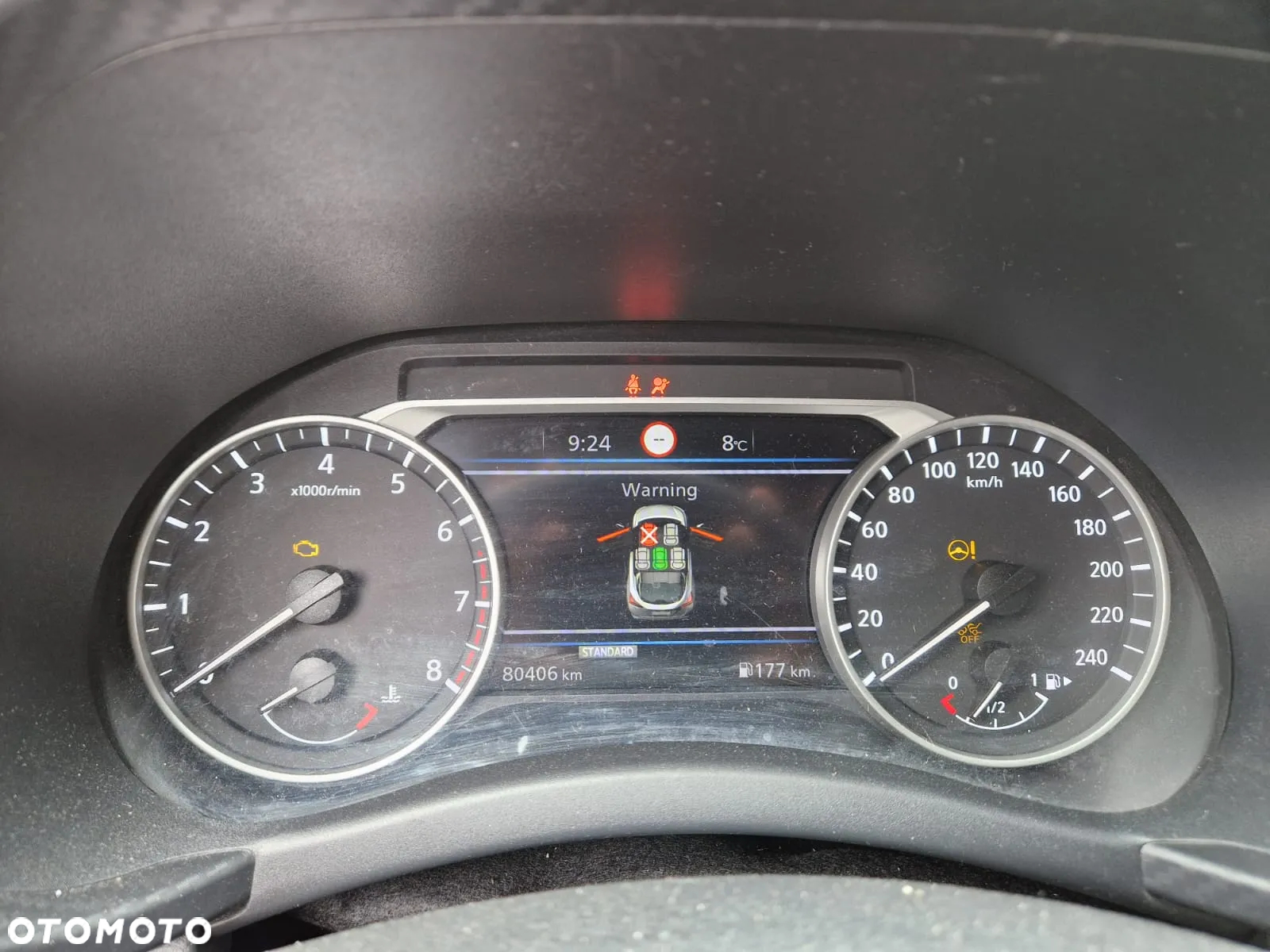 Nissan Juke 1.0 DIG-T N-Connecta - 11