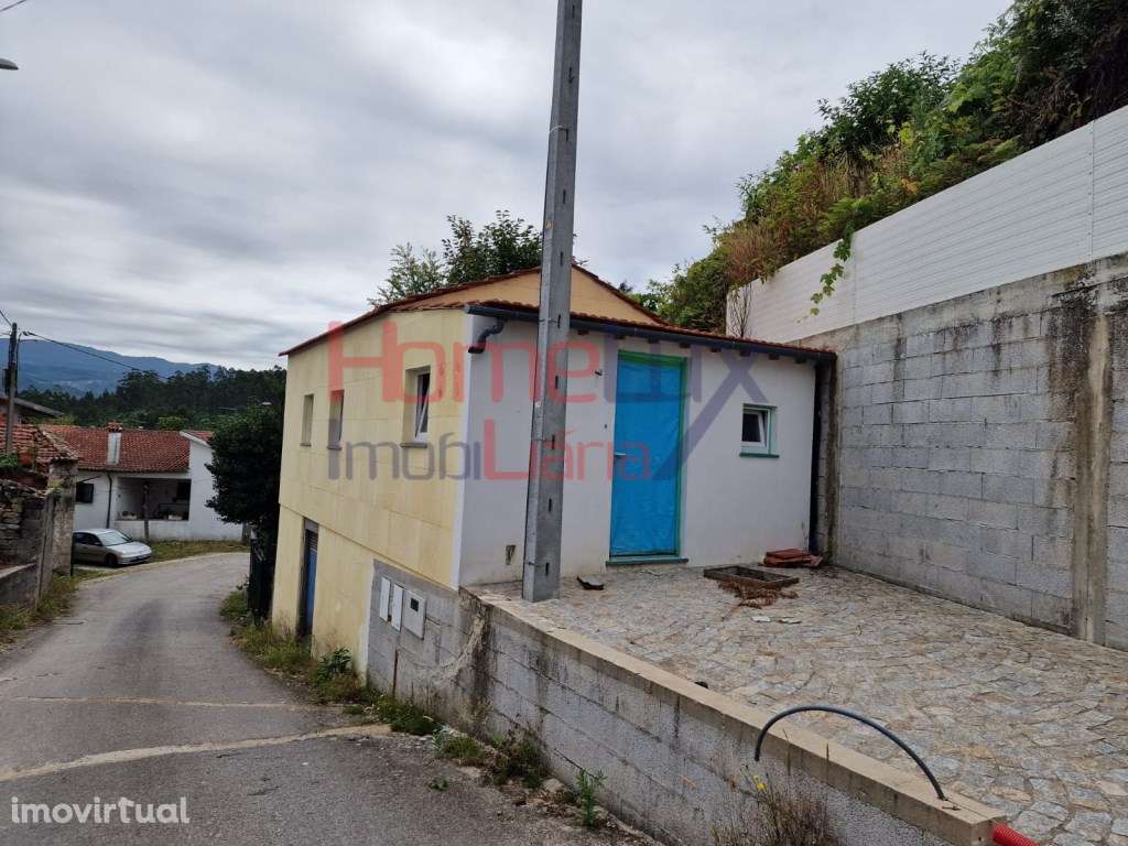 Moradia T1 em reconstrução - Grande imagem: 2/38