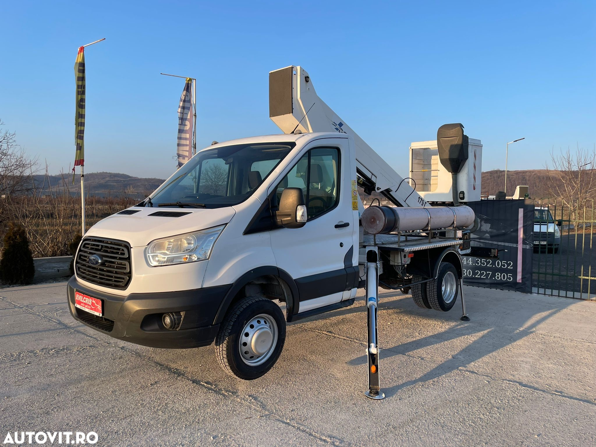 Ford Transit NACELA 18 M AXA DUBLA SPATE - 11