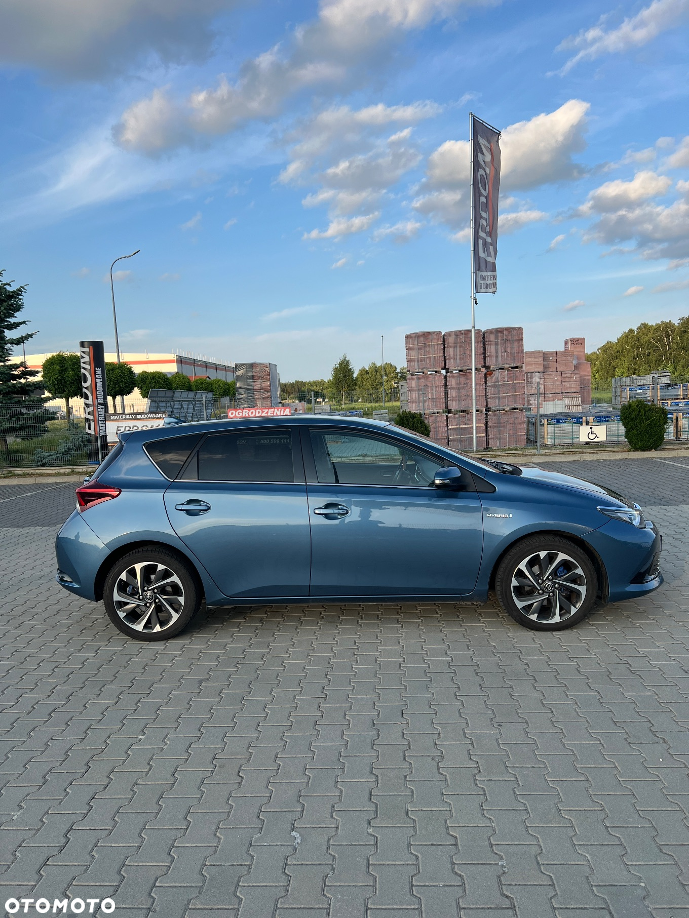 Toyota Auris Hybrid 135 Comfort - 4