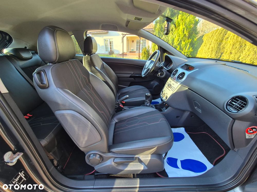 Opel Corsa 1.4 16V EcoFLEX Start-Stop 150 Jahre - 34