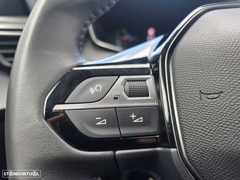 Peugeot 208 1.2 PureTech Allure Pack - 11