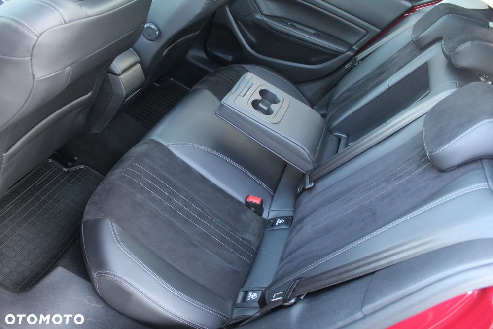 Peugeot 308 1.2 PureTech Allure S&S - 18