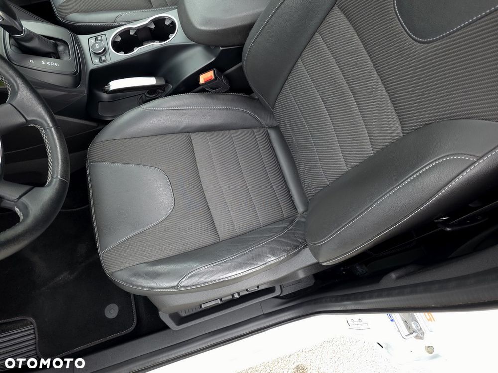 Ford Kuga 2.0 TDCi 4WD Titanium - 13